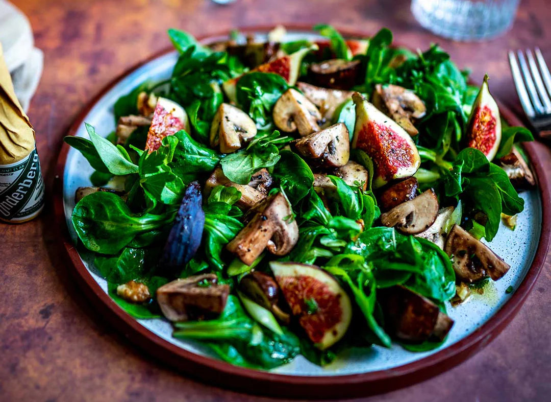 LAMB’S LETTUCE WITH MUSHROOMS AND FIGS