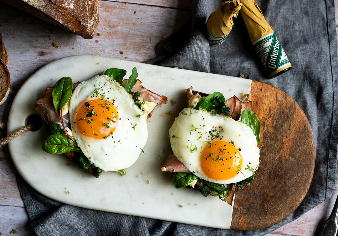 STRAMMER MAX WITH HERB PESTO